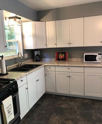 4th image of 1381 Mac Dr