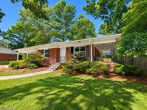 2nd image of 203 Rockspring Dr