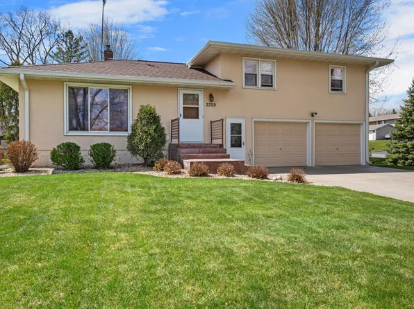 3309 Wren Ln, Eagan, MN 55121