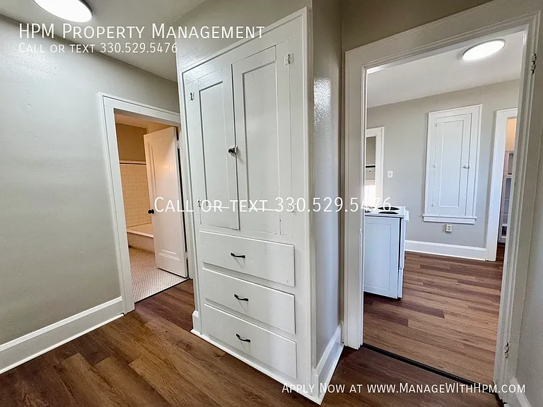 1259 Oxford Ave NW — Photo 10