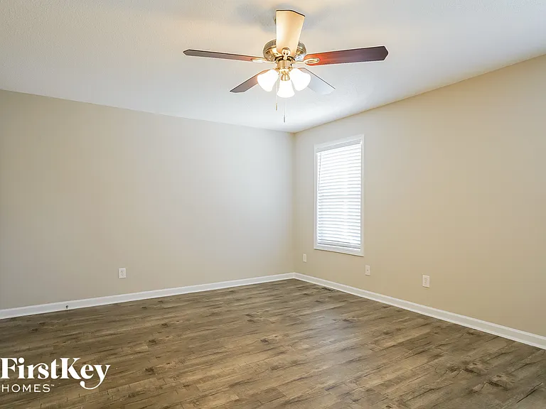 117 Enterprise Dr — Photo 8