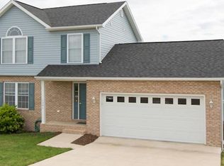 1321 Stonechris Dr, Harrisonburg, VA 22802