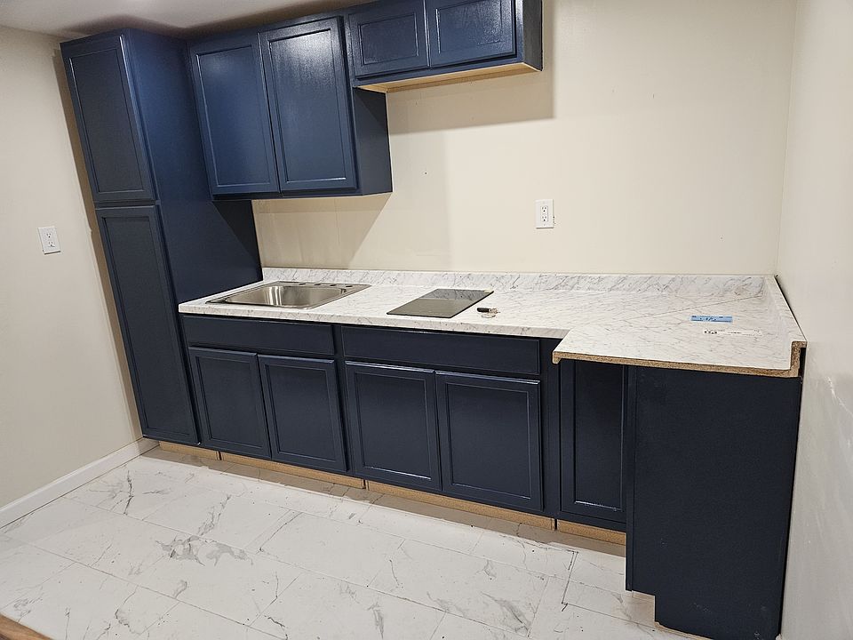 1st image of 95 Hopkins Pl Floor 3