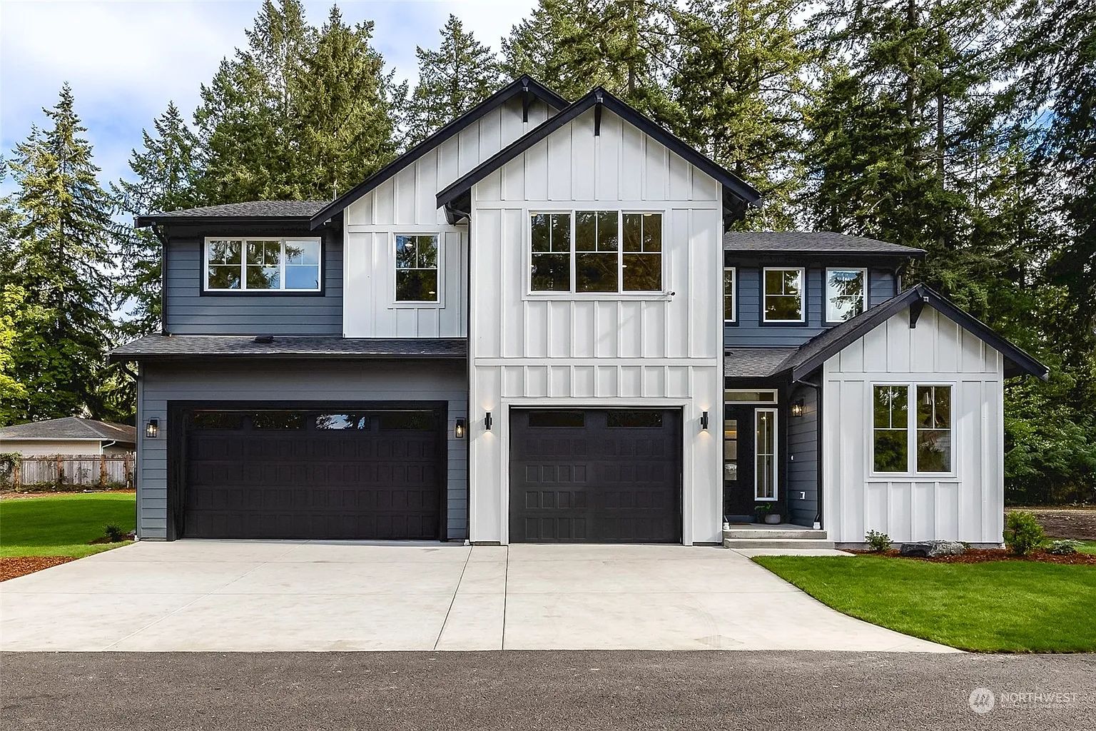 8158 Veterans Drive SW photo 1