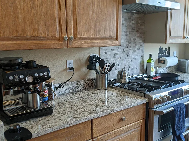 160B Rivercrest Dr #B — Photo 3
