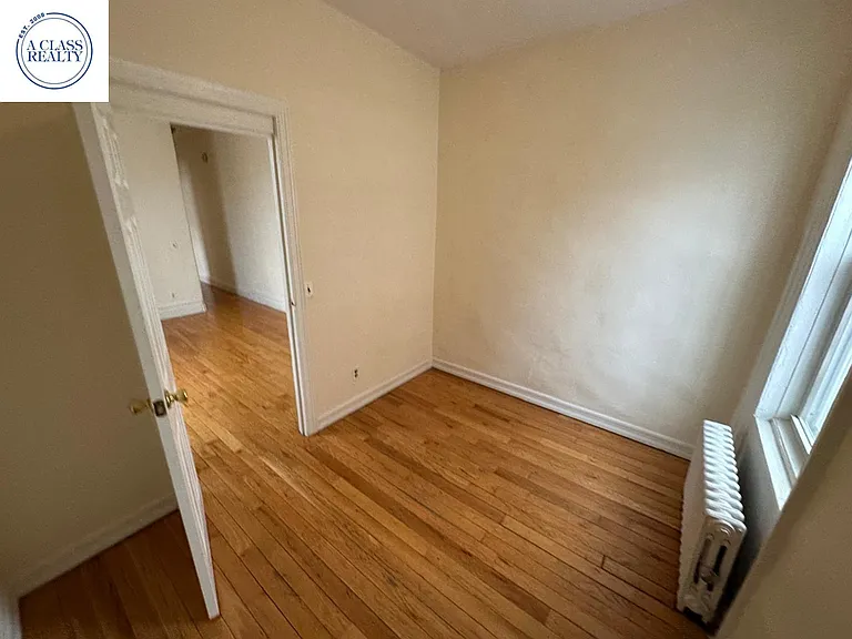 14-55 Broadway #4A — Photo 5
