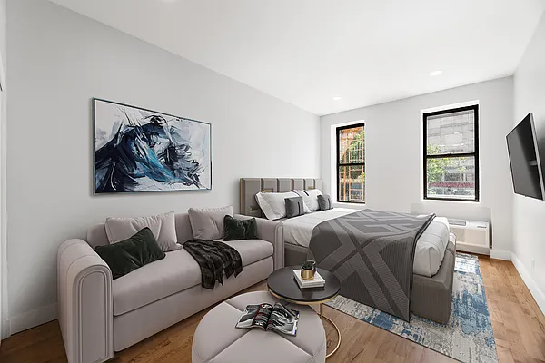 Rented by Mossanen Group | media 8