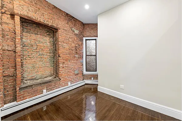 Rented by Douglas Elliman | media 28