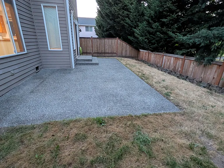Private backyard that is fully fenced.