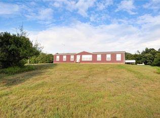 10655 N Harrah Rd, Harrah, OK 73045