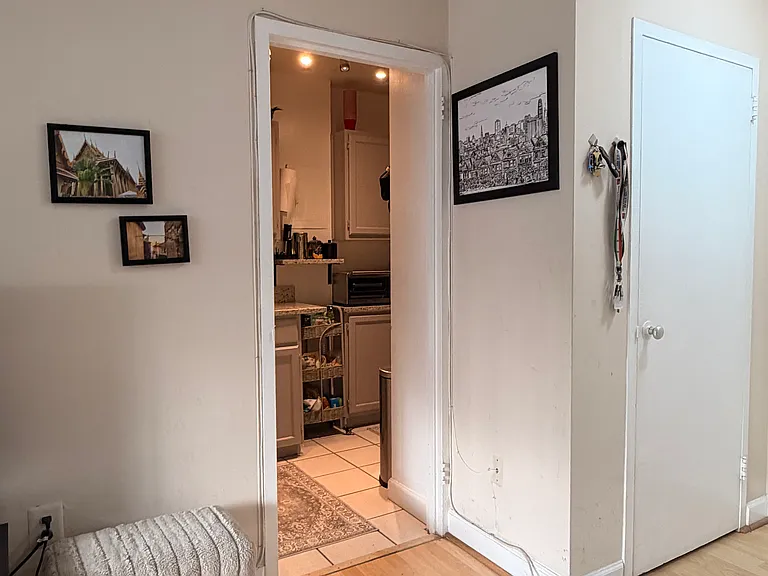 1121 Arlington Blvd #820 — Photo 4
