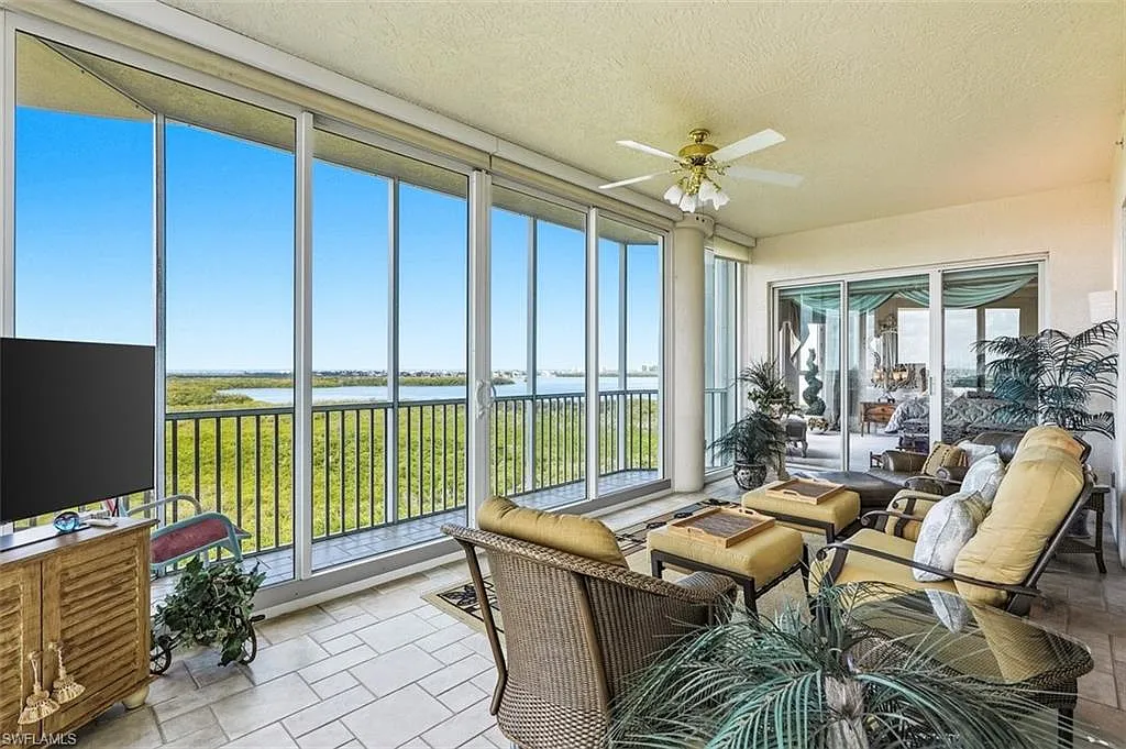 4 bed, 3.5 bath, 3144 sqft, $15,600 — Photo 3