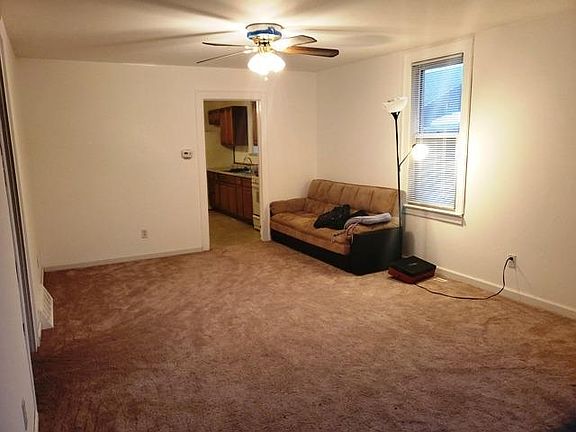 5th image of 861 Hawthorne Ave