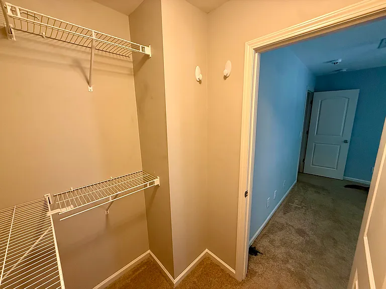7007 McLothian Ln — Photo 42