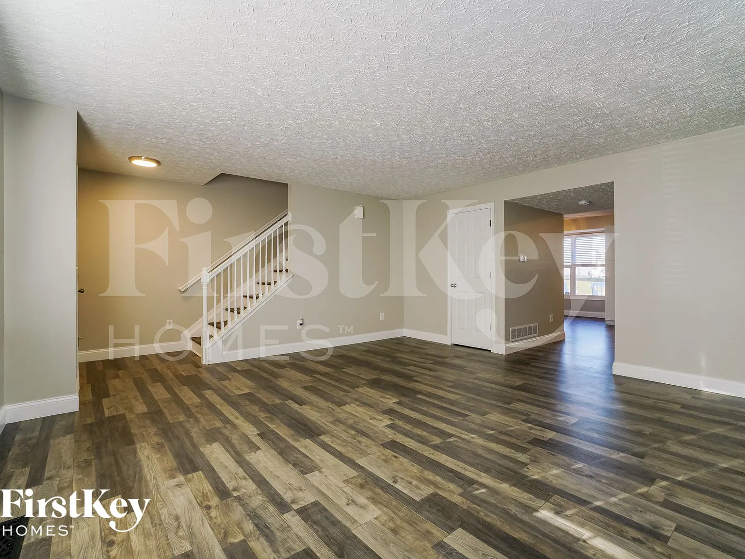 3 bed, 2.5 bath, 1730 sqft, $2,880 — Photo 4