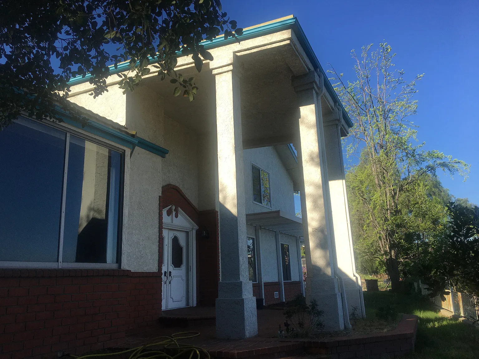 5 bed, 2357 sqft, $4,500 — Photo 1
