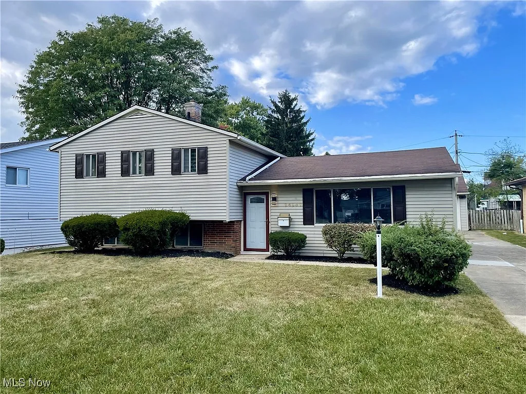 24387 Ronan Rd photo 1
