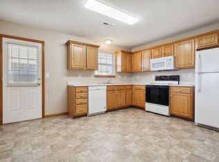 1002 Sandy Ln, Grain Valley, MO 64029