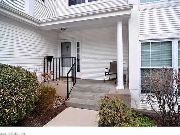 2nd image of 105 The Arbors