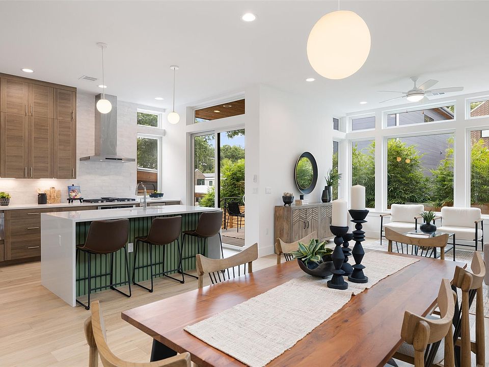 1st image of 900 S 2nd St #21