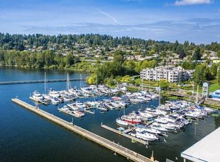 6155 NE 175th St #322, Kenmore, WA 98028