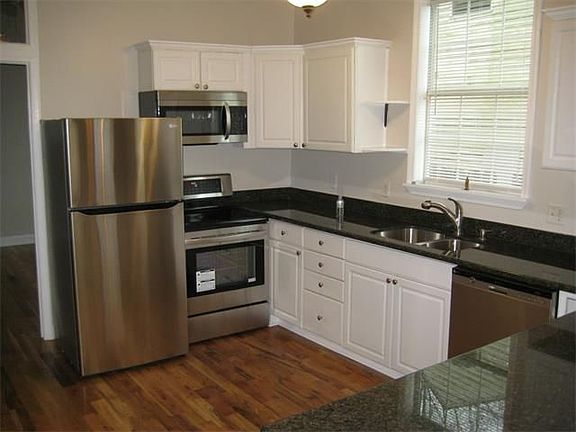 4th image of 2613 Upperline St