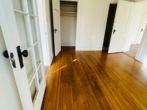 3rd image of 1414 N Piedras St #3