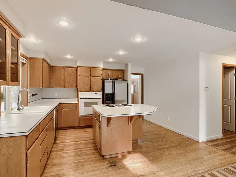 13189 SW 154th Ave — Photo 9