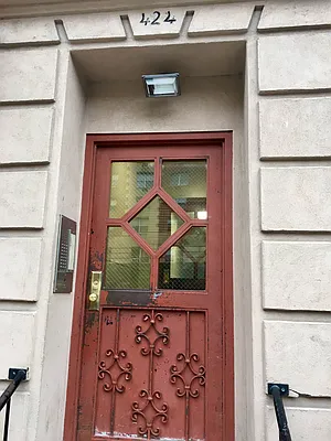 Rented by Premier One Realty LLC | media 14