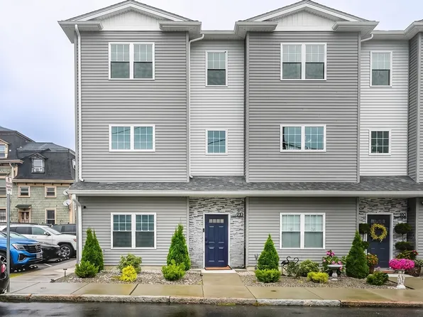 550 Spring St #1, Fall River, MA 02721