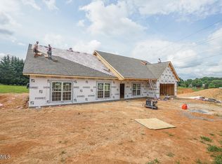607 Bedford Ct, Maryville, TN 37803