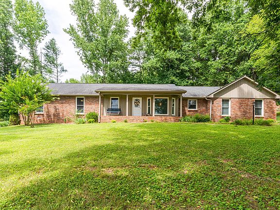2nd image of 119 Deerwood Dr