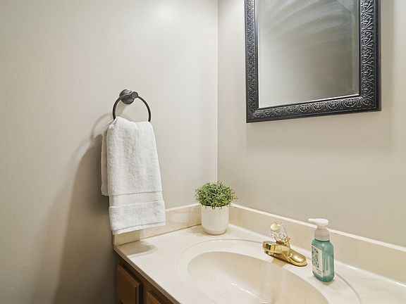 4th image of 1506 N Saint Marks Pl