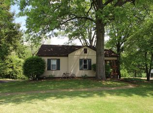 4909 Michael Dr, Godfrey, IL 62035