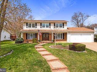 7128 Red Horse Tavern Ln, Springfield, VA 22153