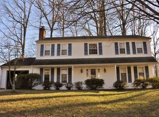 6060 Ridge Ford Dr, Burke, VA 22015