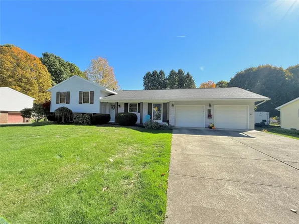102 Valley View Dr, Edinboro, PA 16412