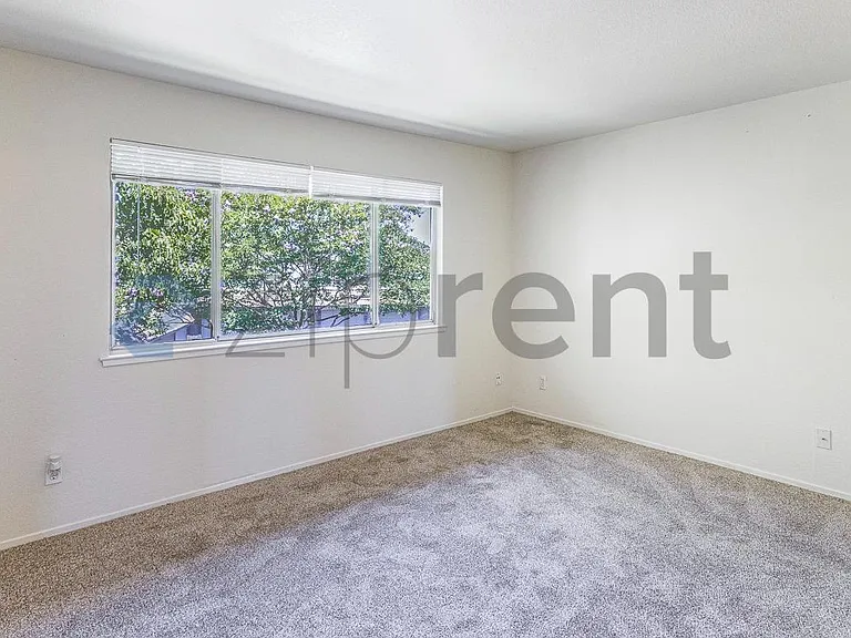 374 Tabor Ave — Photo 15