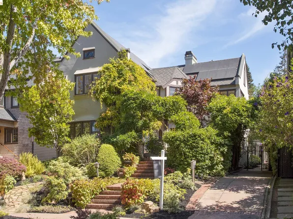 2737 Claremont Blvd, Berkeley, CA 94705