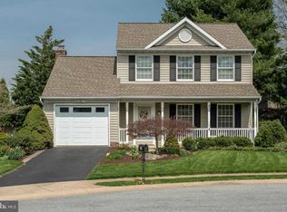 585 Friendship Ave, Lancaster, PA 17601