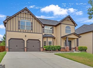 1370 Long Acre Dr, Loganville, GA 30052
