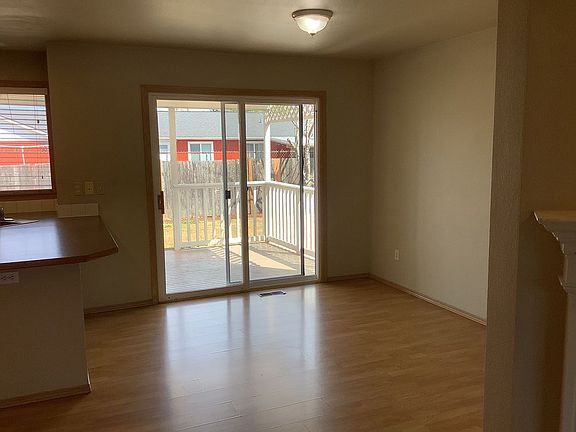5th image of 3325 48th Avenue Ct NE