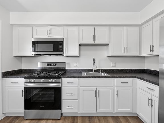 New kitchen cabinets with premium soft close drawers