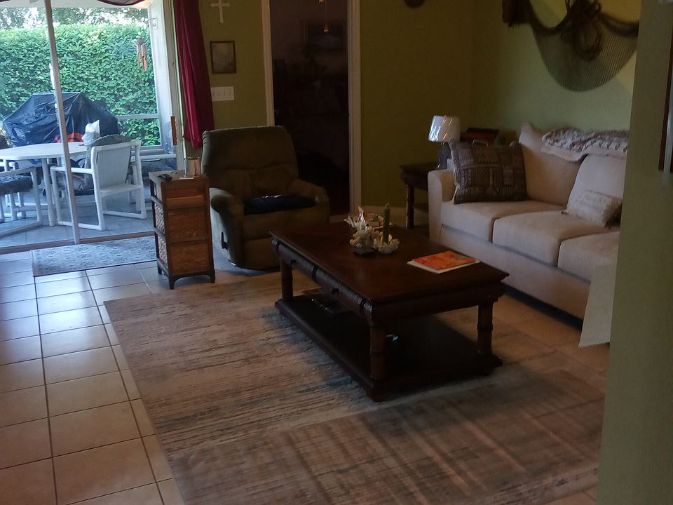 Picture of furnished living room.