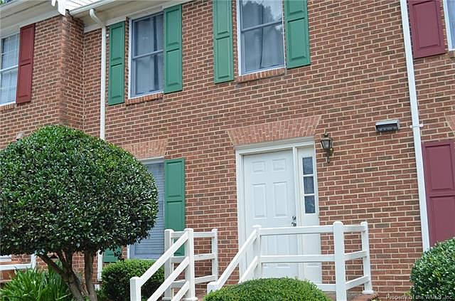 1st image of 62 Priorslee Ln