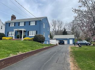 54 Fairview St, Portland, CT 06480