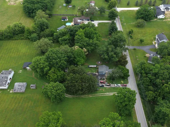 5210 W Southport Rd, Indianapolis, IN 46221