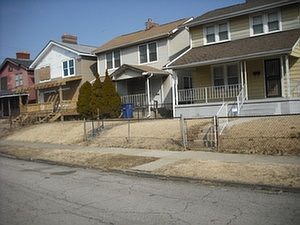 4th image of 890 Chittenden Ave