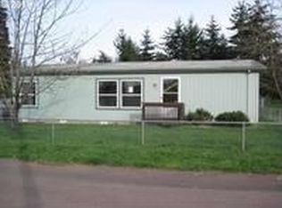 131 C St, Scotts Mills, OR 97375