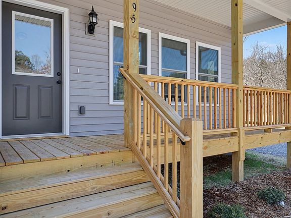 4th image of 195 Rivers Edge Dr